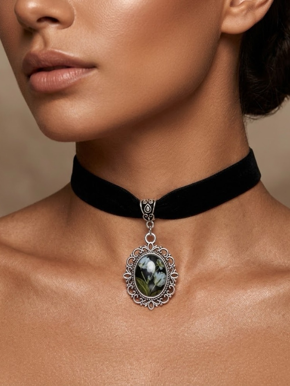 Black Velvet Choker Necklace with Floral Cameo Pendant B03-06